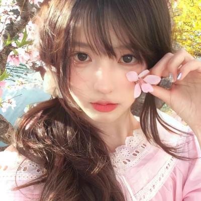金发美人封面