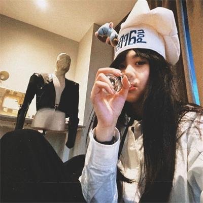 啼笑泪痕封面